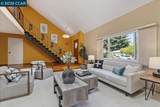 1759 Crescent Dr - Photo 8