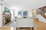 1915 Perrone Cir - Photo 10
