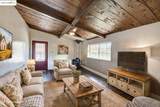 1554 Nickerson Ln - Photo 11