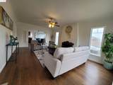 3504 68Th Ave - Photo 6