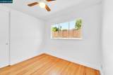 2323 Doidge Ave - Photo 21