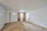 26171 Eldridge Ave - Photo 4