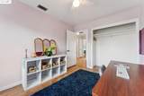 2425 Humphrey Ave - Photo 33