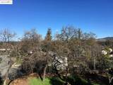 1032 Millbrook Ct - Photo 3