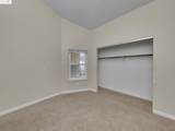 601 Palomino Dr D - Photo 21