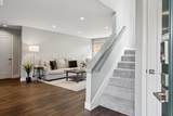 641 Centre Ct - Photo 3