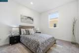 5862 Cadence Ave - Photo 38