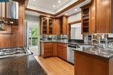 1975 Fair Ridge Ct - Photo 16