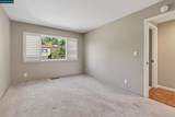 1975 Fair Ridge Ct - Photo 42