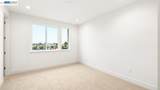 1668 Clement Ave - Photo 25