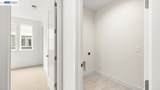1668 Clement Ave - Photo 36