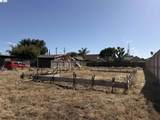410 Montague Ct - Photo 3