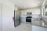 3021 Glynis Dr - Photo 11