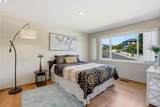 3021 Glynis Dr - Photo 13