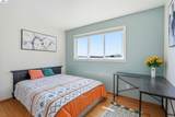 3021 Glynis Dr - Photo 18