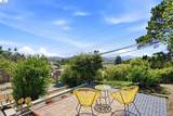 3021 Glynis Dr - Photo 32
