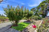 3021 Glynis Dr - Photo 35