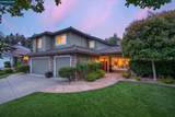 1088 Yorkshire Pl - Photo 1