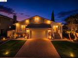 1056 Discovery Bay Blvd - Photo 2