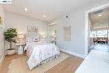4339 Queensboro Way - Photo 32