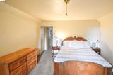 21996 Sunrise Dr - Photo 24