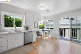 5637 Ludwig Avenue - Photo 9