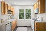1418 Spruce St - Photo 18