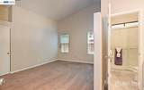 2725 Filbert St - Photo 12