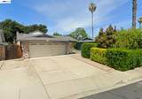 1221 Brookview Dr - Photo 1