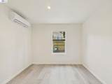 718 26th - Photo 30
