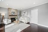 6221 Broadway Ave - Photo 32