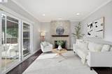 6221 Broadway Ave - Photo 10