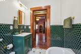 933 37Th St - Photo 33