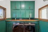 933 37Th St - Photo 41