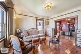 933 37Th St - Photo 7
