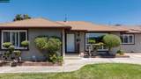 2540 Tara Hills Drive - Photo 3