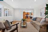 2540 Tara Hills Drive - Photo 32