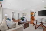 2540 Tara Hills Drive - Photo 9