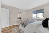 1035 Marigold Rd - Photo 38