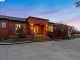 2520 Bedford Ave - Photo 3