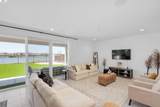 3098 Mulholland Dr - Photo 4