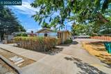 24063 Park St - Photo 5