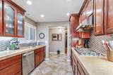 2466 Saint Lawrence Dr - Photo 12