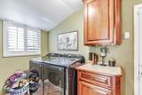 2466 Saint Lawrence Dr - Photo 33
