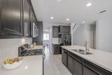 9521 Rodeo Dr - Photo 12