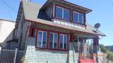 720 Center St - Photo 1