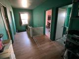 720 Center St - Photo 5