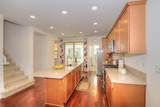 1068 Foxglove Pl - Photo 10