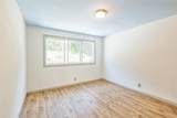 1121 Skyline Dr - Photo 23