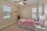 6083 Golden Vista Dr - Photo 17